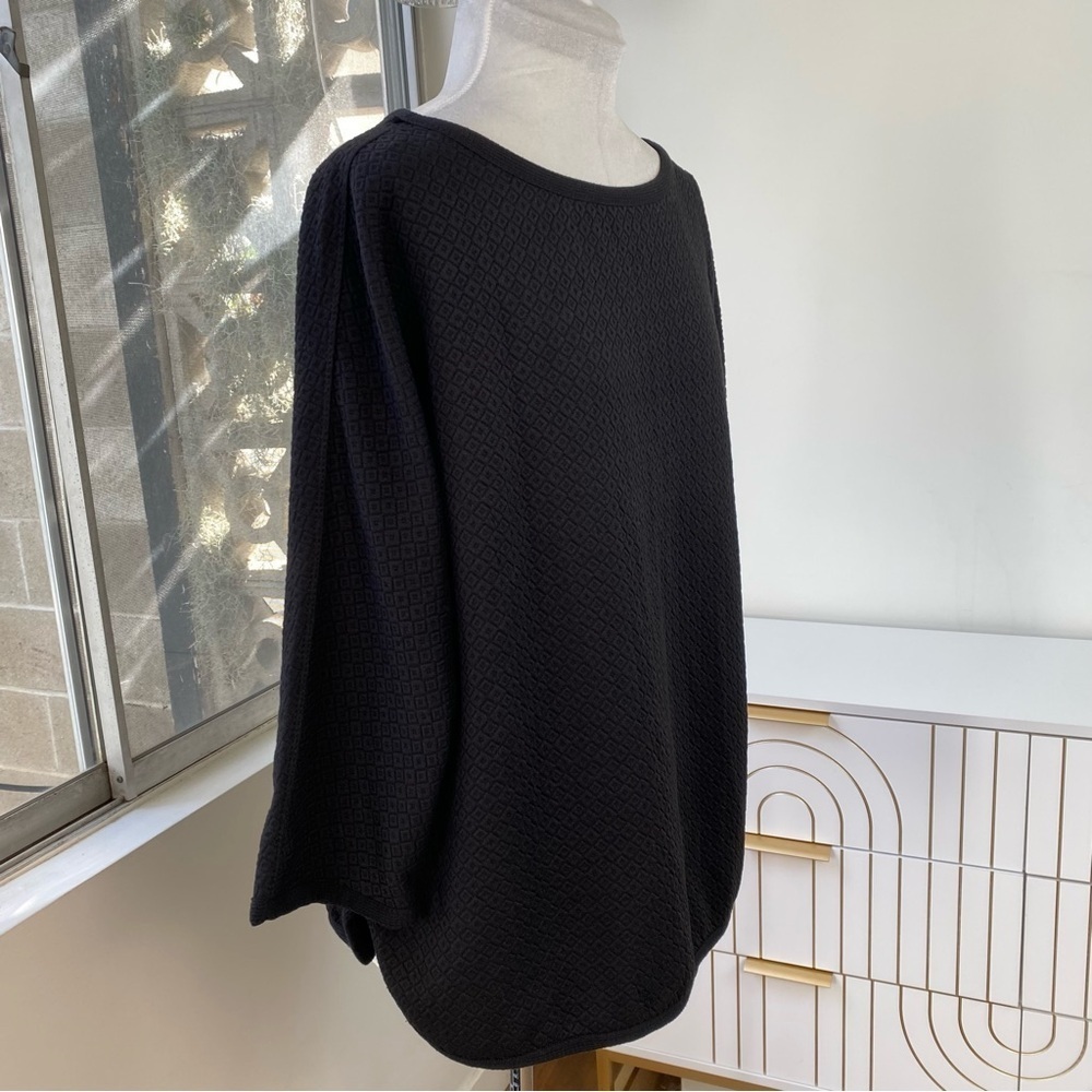 Max Studio London NWT Black Quilted Cocoon Top, Size 1X - Picture 3 of 8